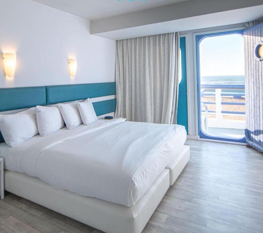 Hotel Tropicana Casablanca Bagian luar foto